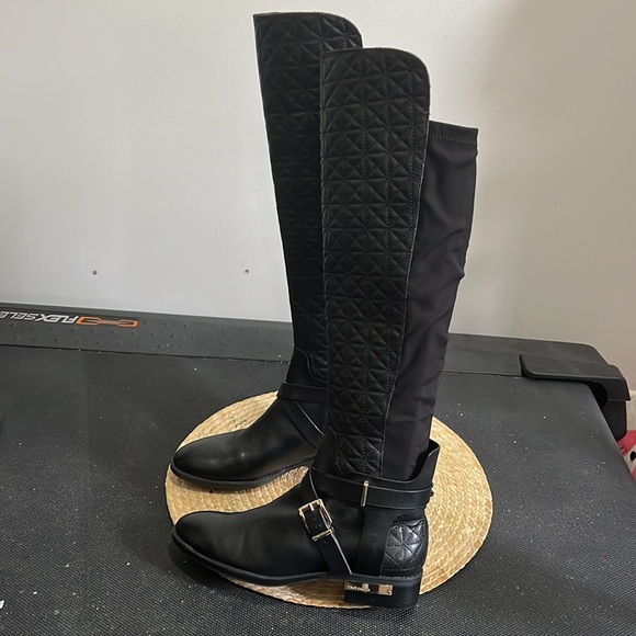 Vince Camuto Leather Equestrian Gold Hardware Detailing Knee High Boots Size 6 - Picture 11 of 15